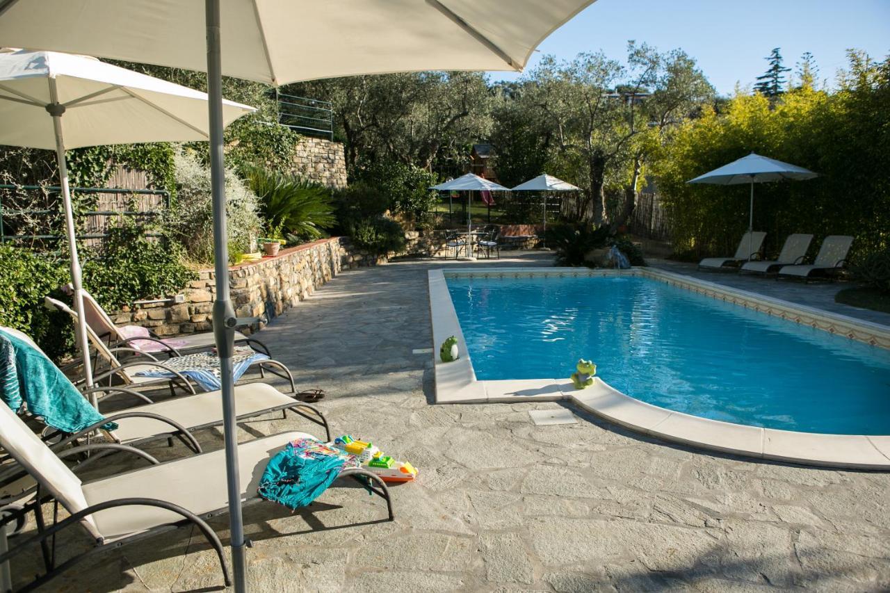 Hôtel Le Raganelle à Oneglia Extérieur photo