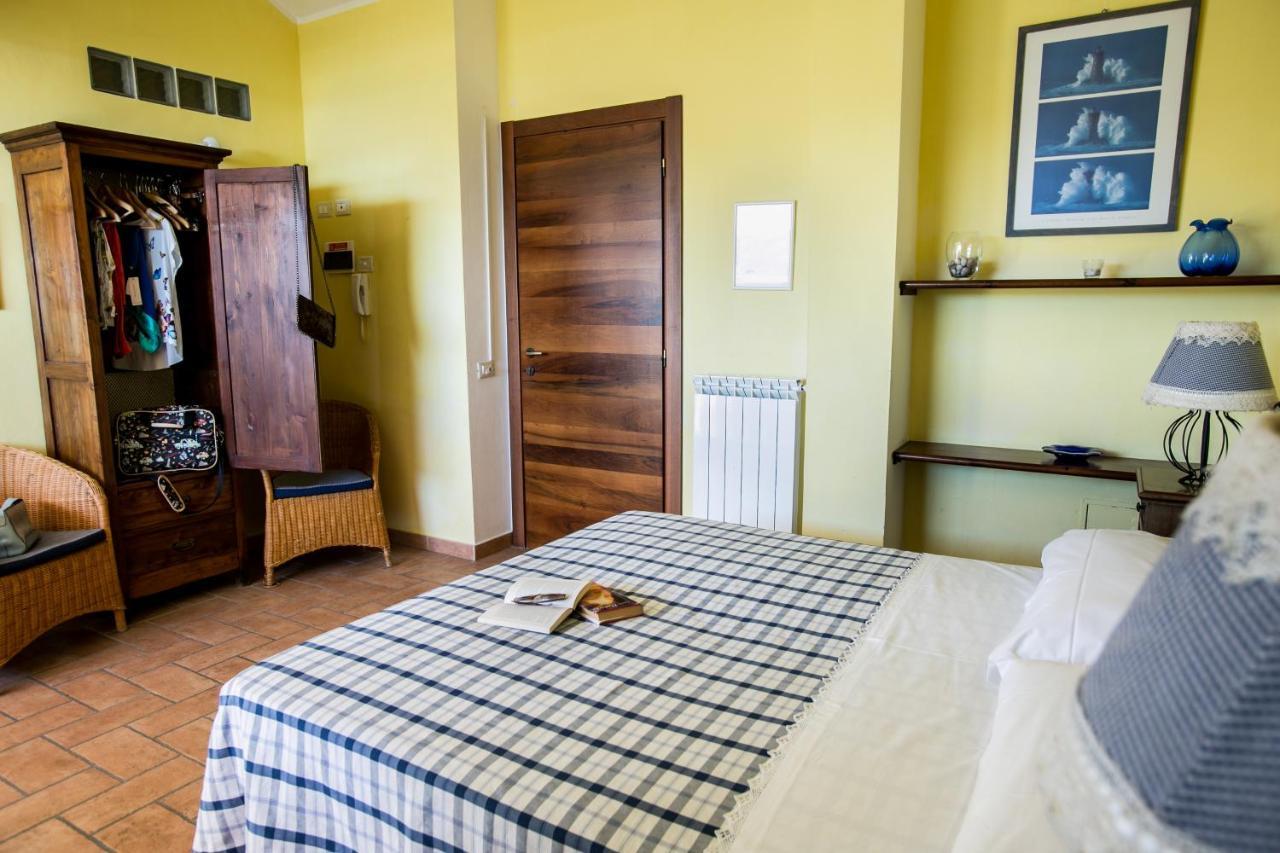 Hôtel Le Raganelle à Oneglia Extérieur photo