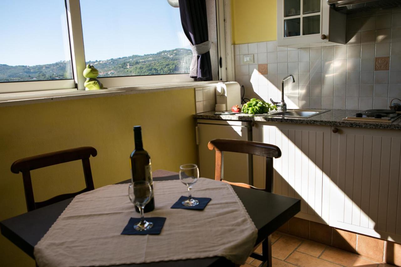 Hôtel Le Raganelle à Oneglia Extérieur photo