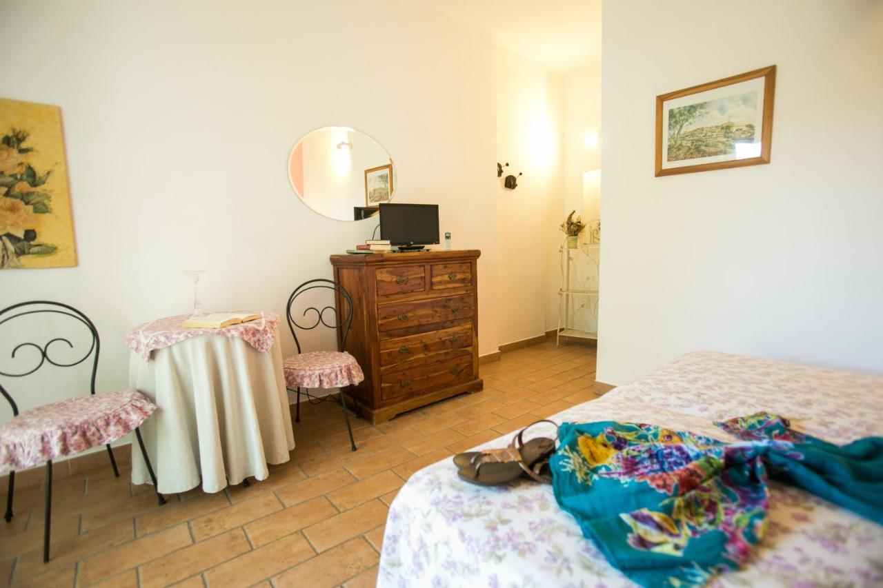 Hôtel Le Raganelle à Oneglia Extérieur photo