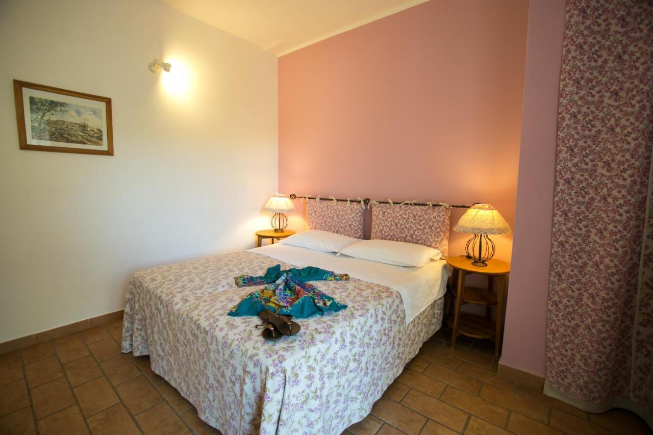 Hôtel Le Raganelle à Oneglia Extérieur photo
