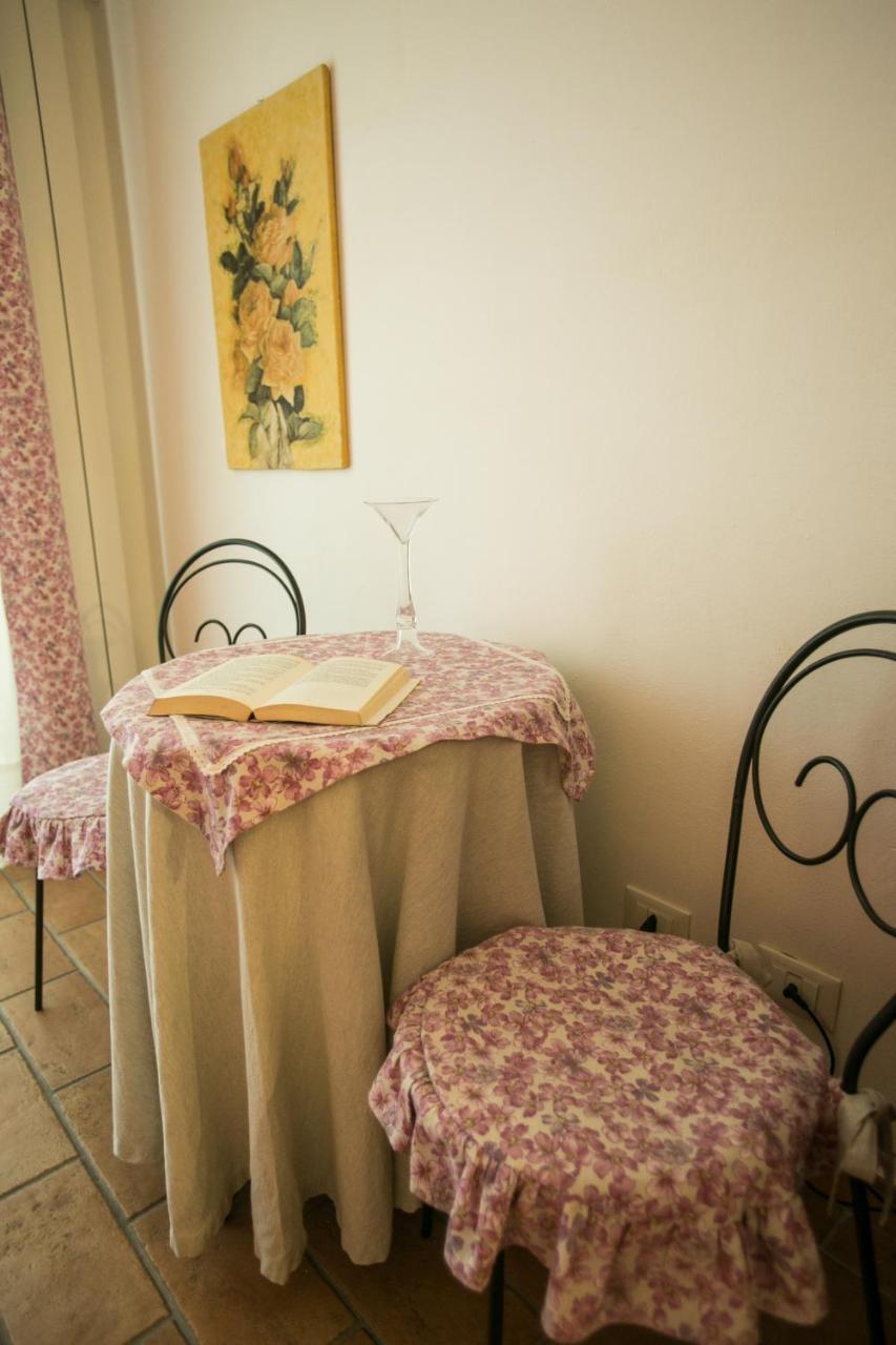 Hôtel Le Raganelle à Oneglia Extérieur photo